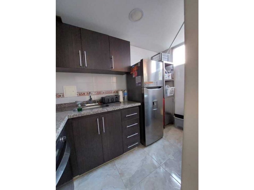 VENDO APARTAMENTO EN NUEVO SOTOMAYOR, EXCELENTE ESTADO