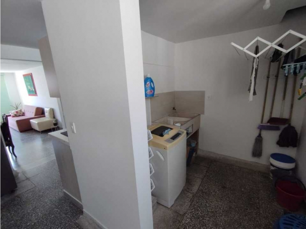 VENDO APARTAMENTO EN EDIFICIO BARRIO  EL LIDO CALI W6907229(ISA-YP)