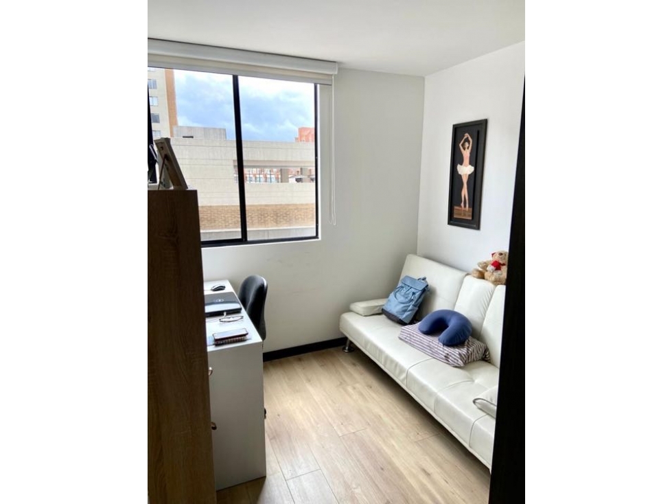 VENDO APARTAMENTO GRATAMIRA