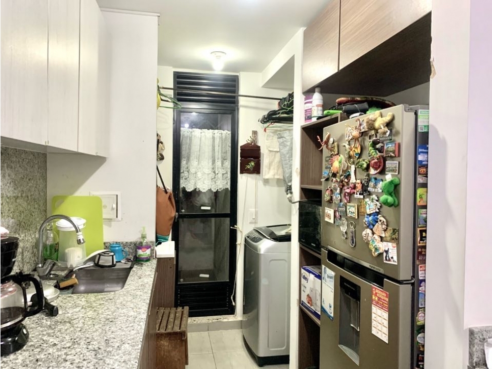 VENDO APARTAMENTO GRATAMIRA 74mts