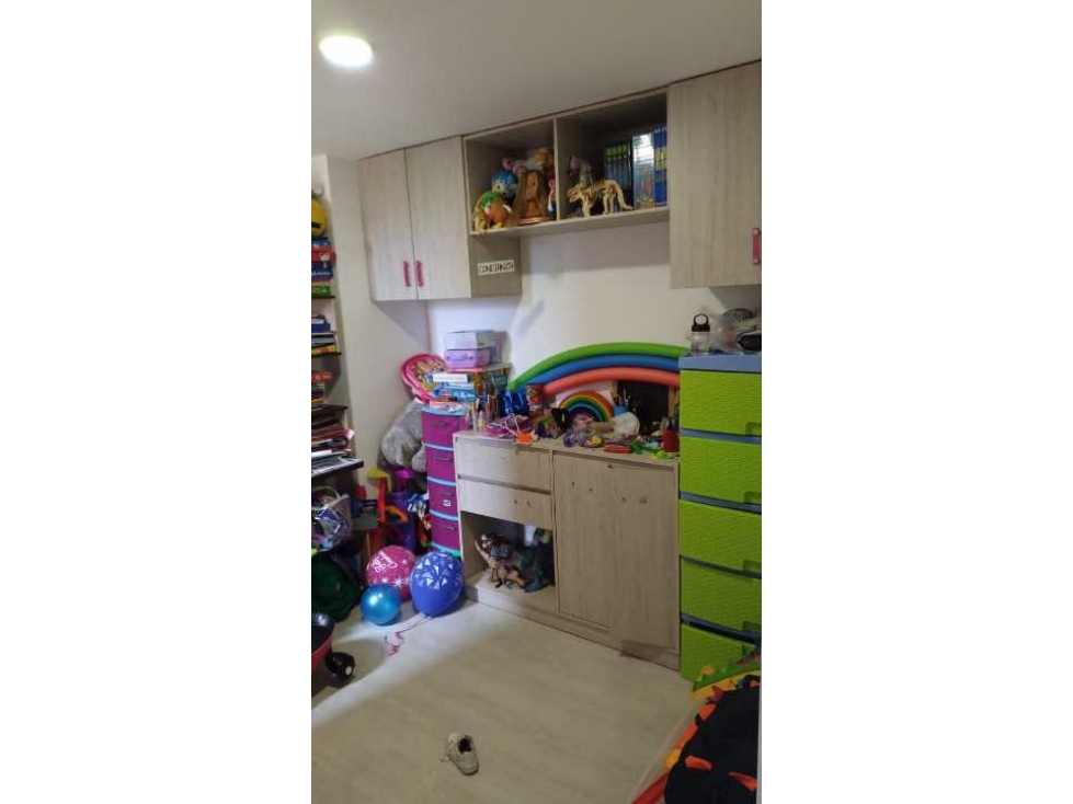 VENDO APARTAMENTO PILARICA