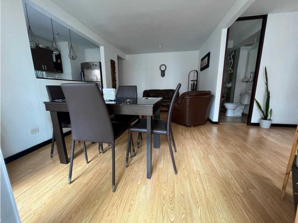 VENDO APARTAMENTO PILARICA