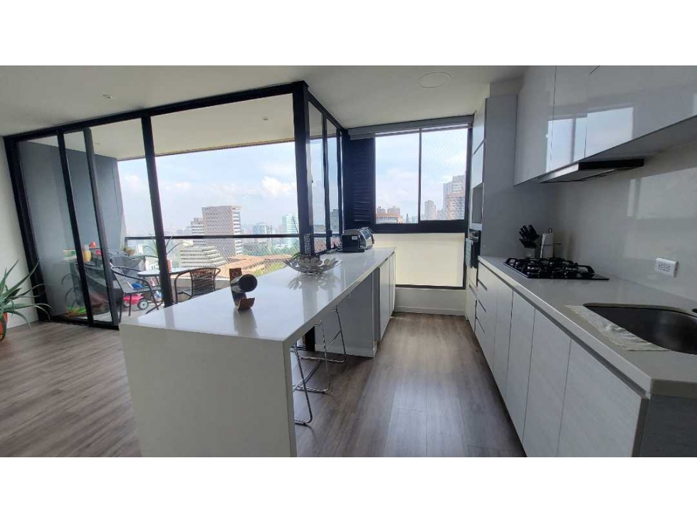 Vendo Apartamento sector Lalinde, el Poblado