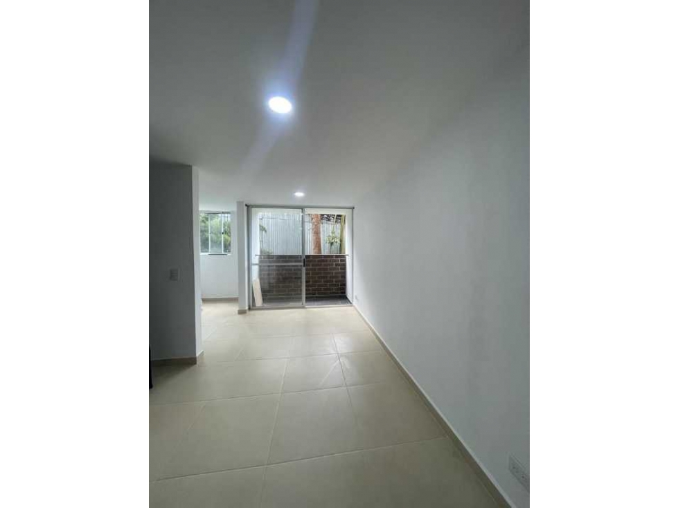 VENDO APARTAMENTO SECTOR TABLAZA