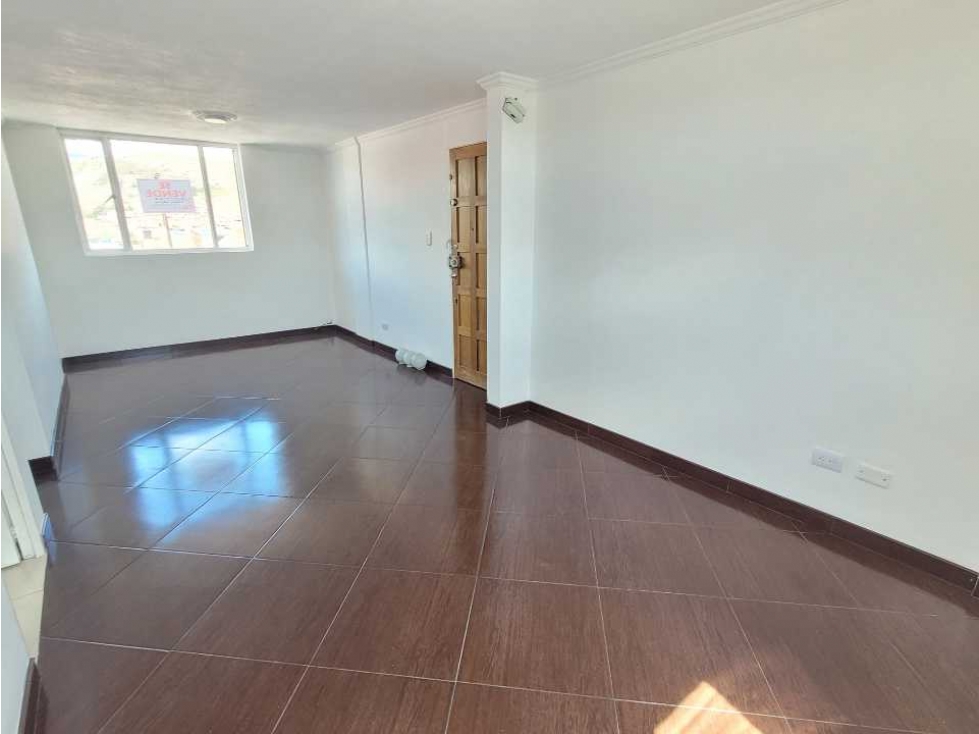 VENDO APTO CANDELARIA  LA NUEVA