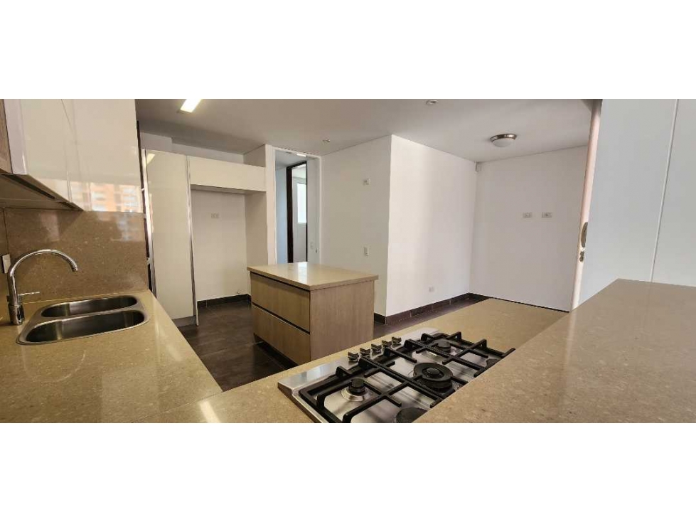 VENDO ARRIENDO APARTAMENTO DE 4 HABITACIONES EN GRATAMIRA