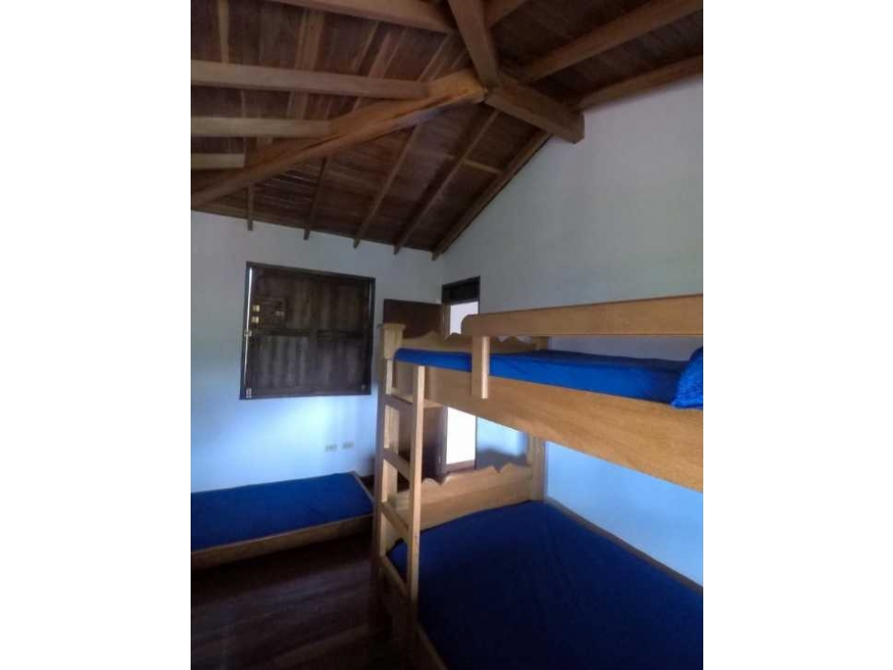 VENDO CASA CAMPESTRE EN BARBOSA ANTIOQUIA