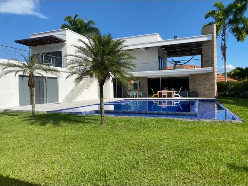 VENDO CASA CAMPESTRE EN CERRITOS PEREIRA