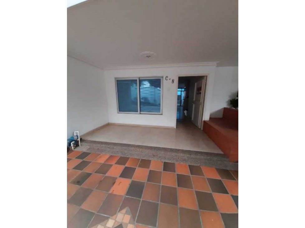 VENDO CASA COJUNTO CERRADO RINCON DE VILLALBA