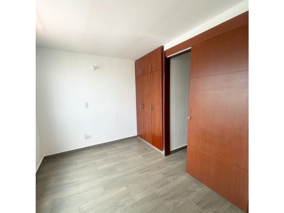 VENDO CASA EN ALTAVISTA PEREIRA