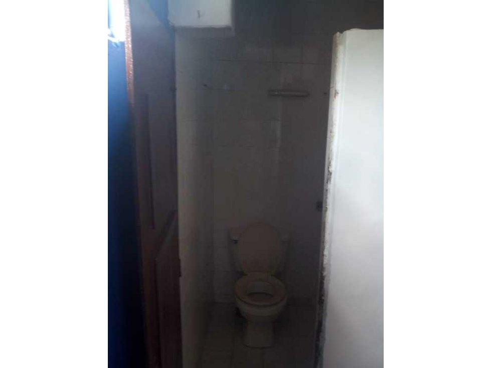 Vendo casa en buenaventura de 2 pisos barrio Bellavista