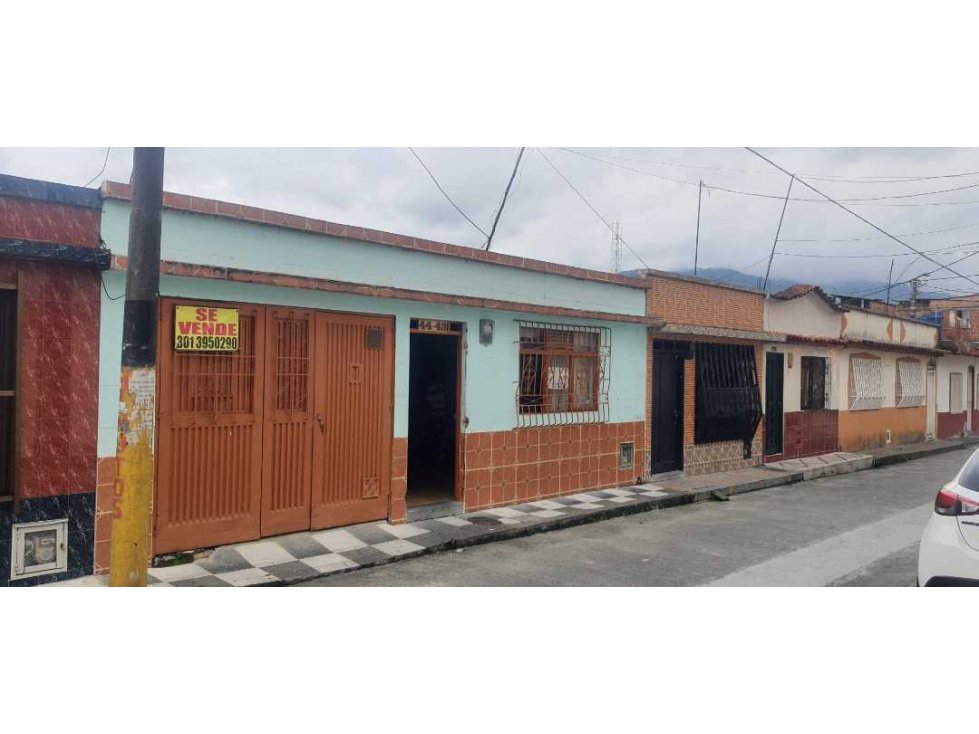 VENDO CASA EN SAN FERNANDO DOSQUEBRADAS