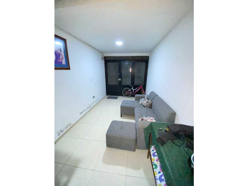 Vendo casa duplex vehicular en santa Isabel