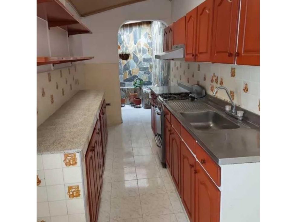 Vendo Casa Grande Bifamiliar Barrio Vipasa norte de cali