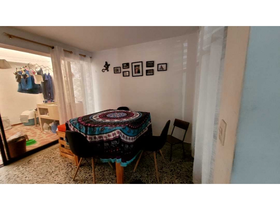 Vendo multifamiliar en barrio la Cascada