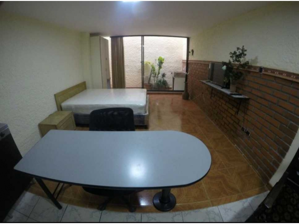 VENDO CASA UNIFAMILIAR PARA INVERSIÓN EN EL BARRIO CRISTOBAL