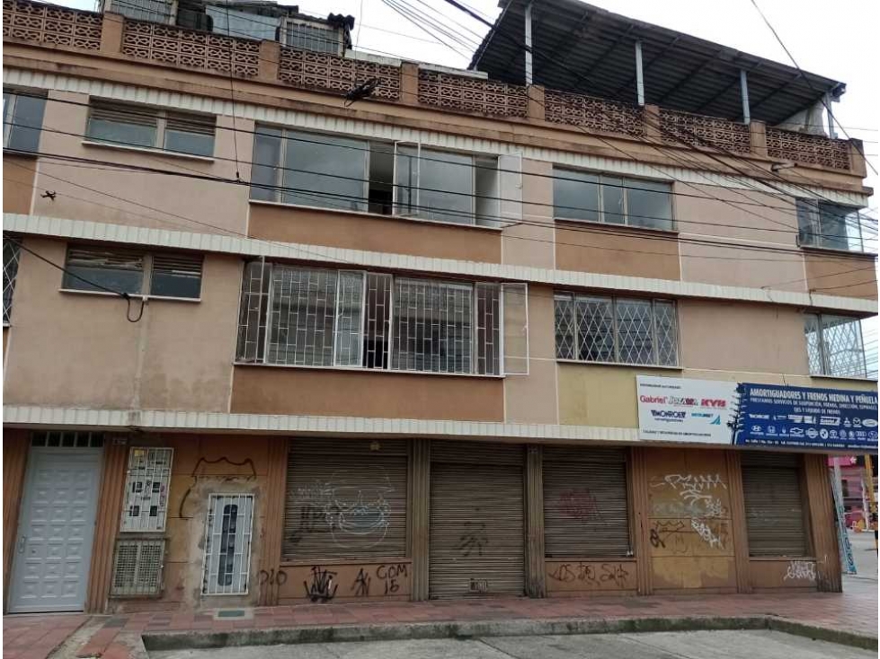 VENDO EDIFICIO RENTABLE EN LA FRAGUITA