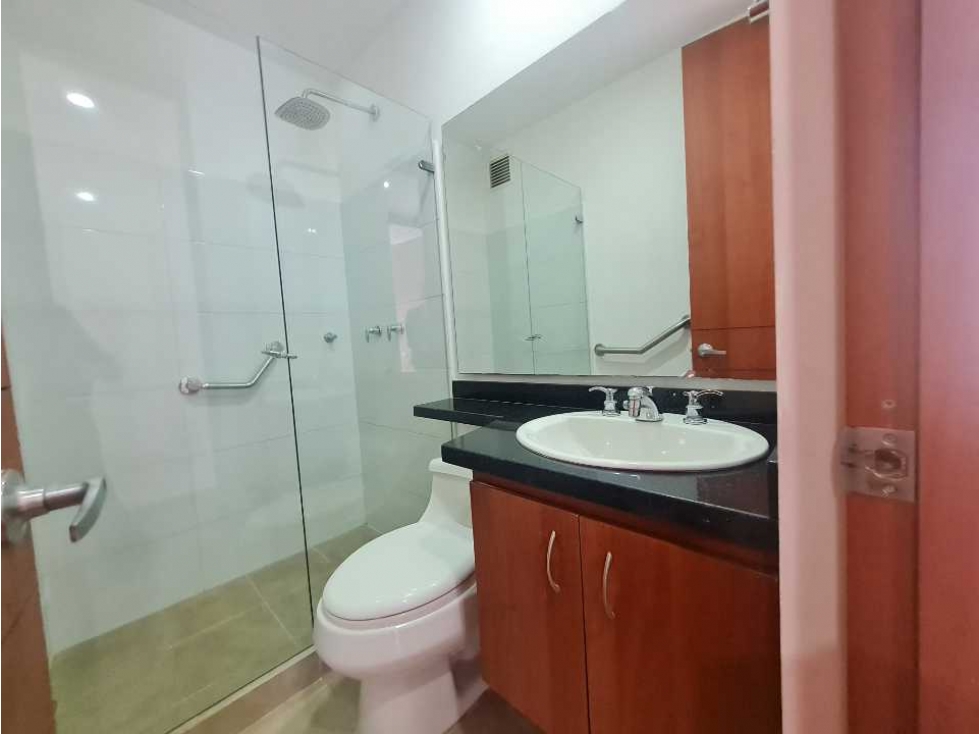 Vendo Lindo  Apartamento en CEDRITOS 87.99  METROS