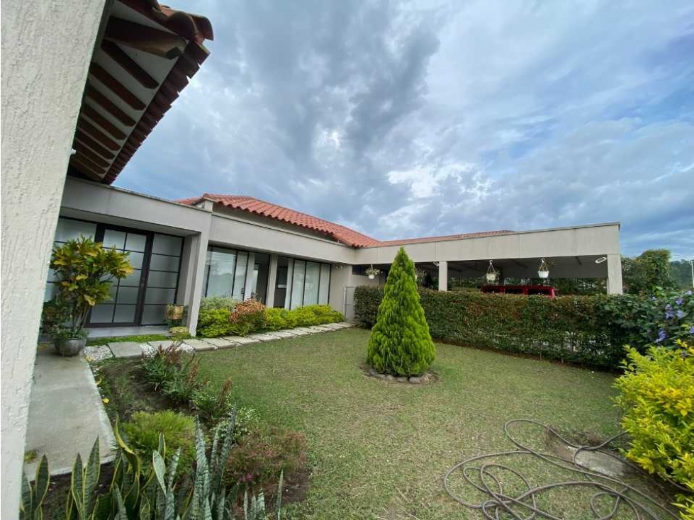 Vendo hermosa casa campestre en Combia