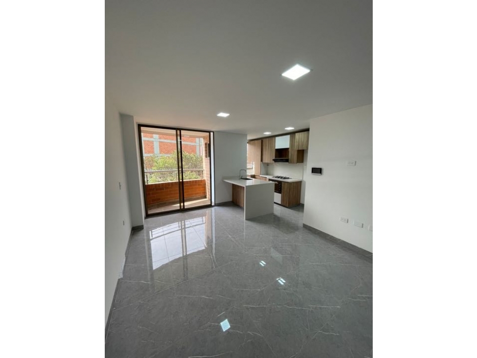 Vendo hermoso apartaestudio de 50mts con un parqueadero ubicado en la