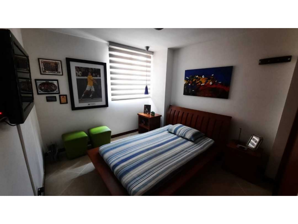 Vendo hermoso apartamento en la parte plana de Envigado, sector Zúñiga