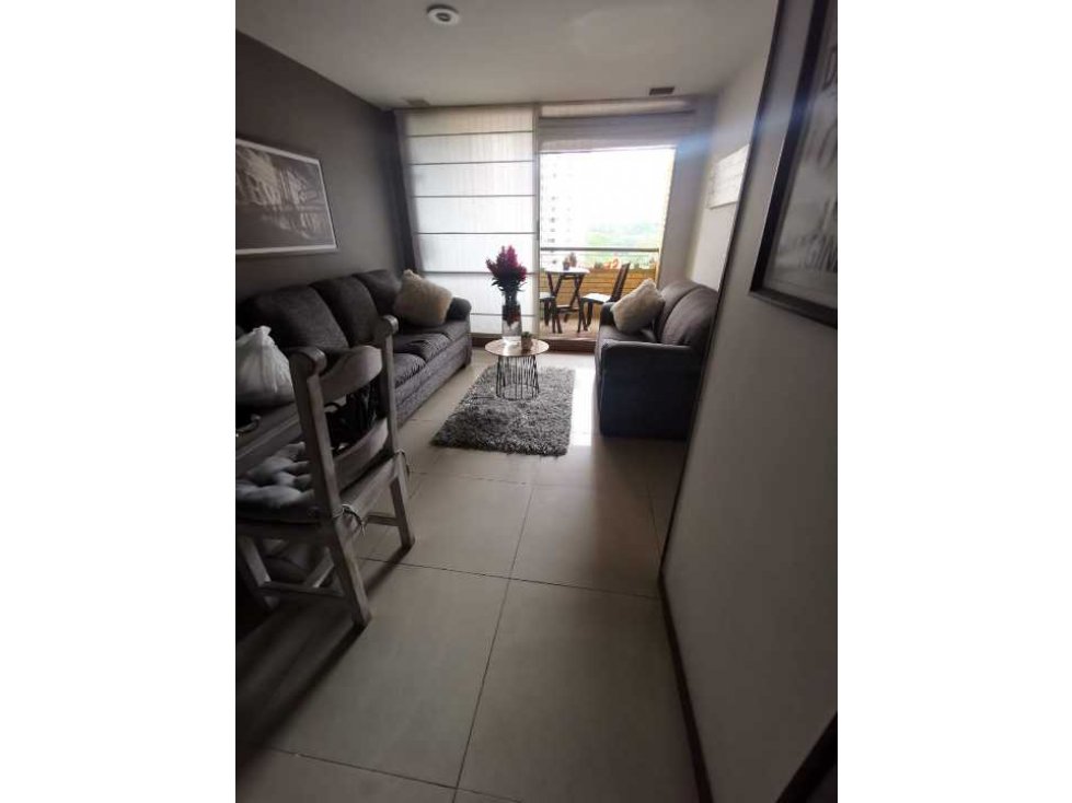 VENDO HERMOSO APARTAMENTO EN SABANETA SECTOR AVES MARÍA