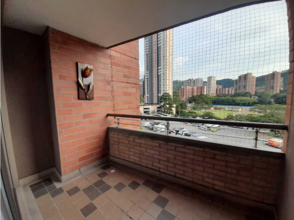 VENDO HERMOSO APARTAMENTO EN SABANETA, URB GORRIÓN