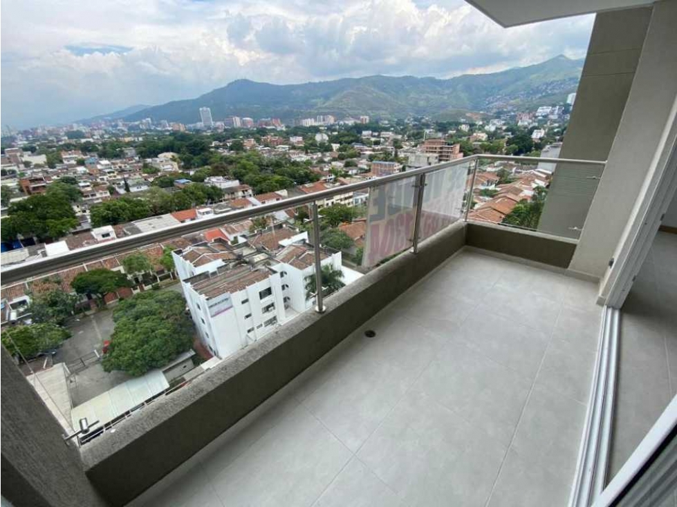 VENTA DE APARTAMENTO EN LA FLORA - ZONA NORTE - CALI