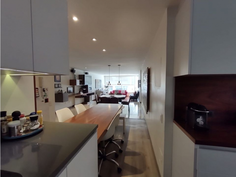 VENDO HERMOSO APARTAMENTO REMODELADO EN CHICÓ NORTE II