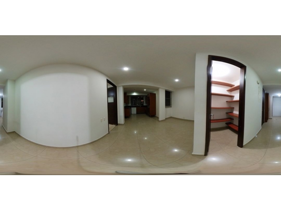 Vendo hermoso y amplio apartamento en la calera poblado Medellín