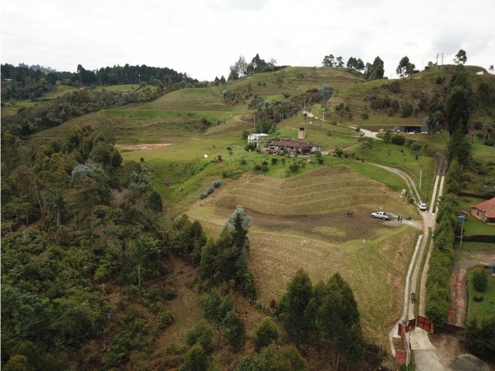 VENDO LOTE EN LA VEREDA SAN JOSE ENTRE EL AEROPUERTO Y GUARNE