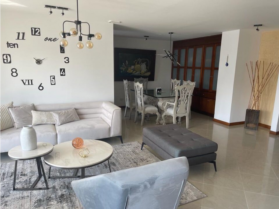 Vendo lujoso apartamento en el sector de los álamos Pereira