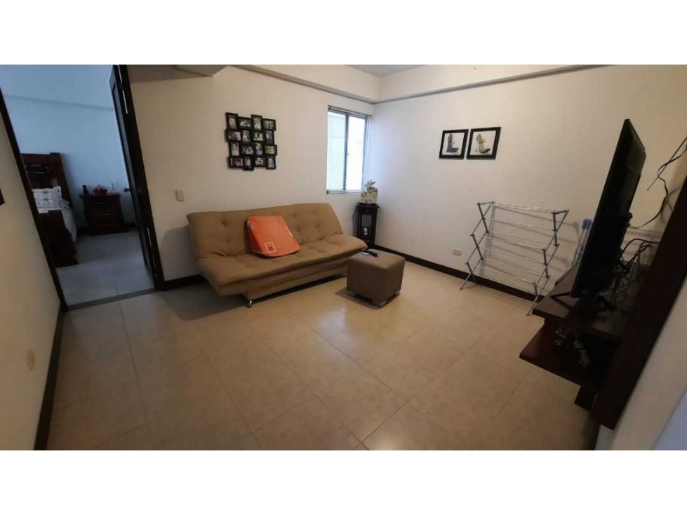 Vendo moderno apartamento en El Escobero, cerca al City Plaza.