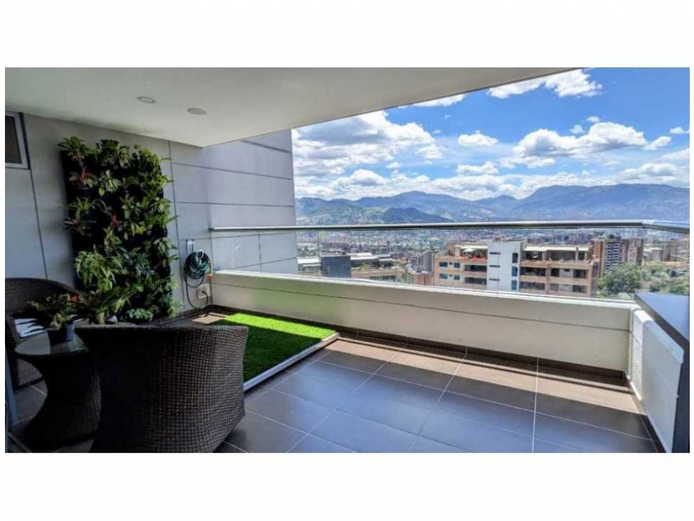 VENDO MODERNO PENTHOUSE DUPLEX, UBICADO EN ENVIGADO -ANTIOQUIA.