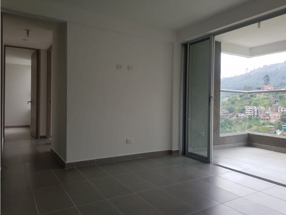 Venta Apartamento Loma Los Bernal, Medellín