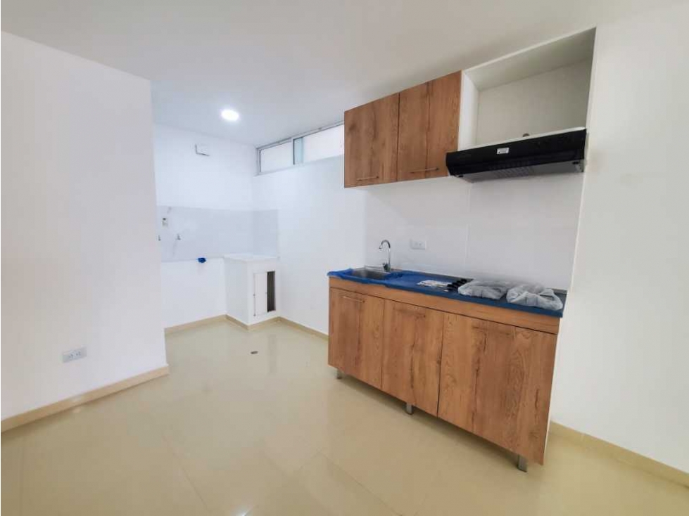 VENTA APARTAMENTO MIRAFLORES  LB 6580770 1P CON PARQUEADERO