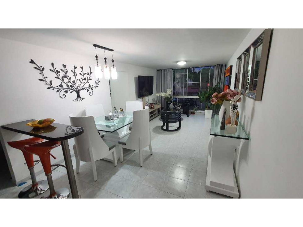 Venta Apartamento en Pacara conjunto cerrado piso 2 REFORMADO LSA/YMQ