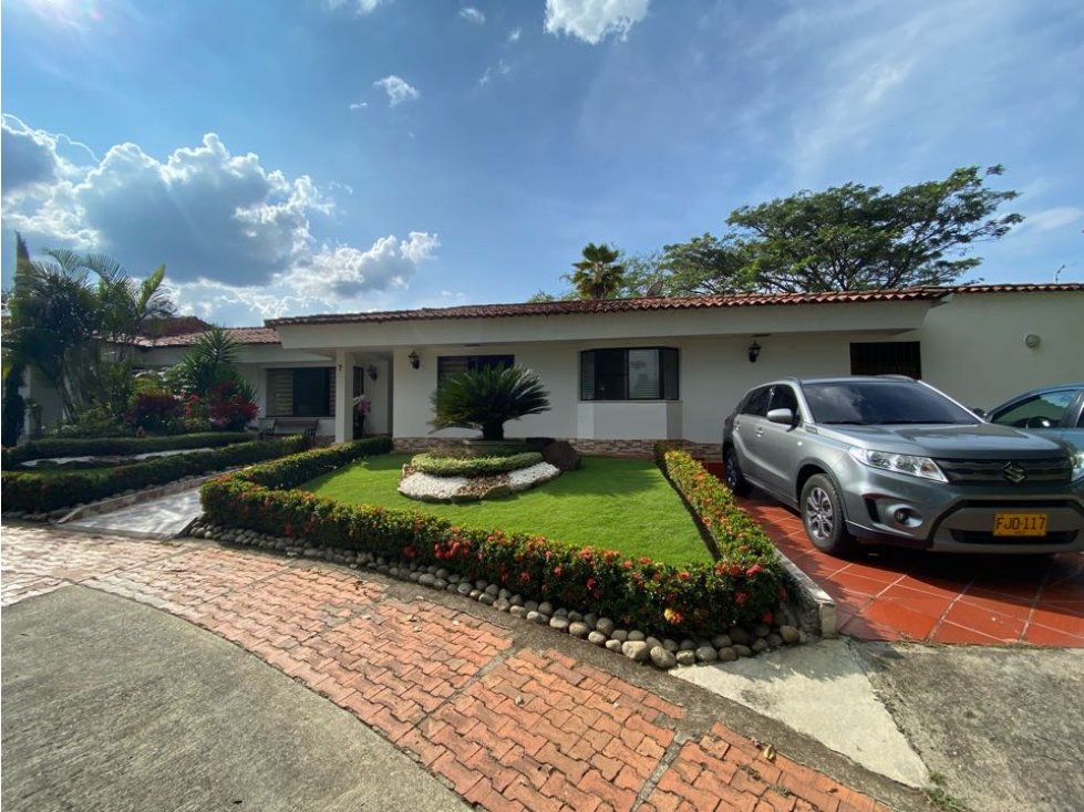 Venta casa al sur de cali, barrio ciudad jardín.