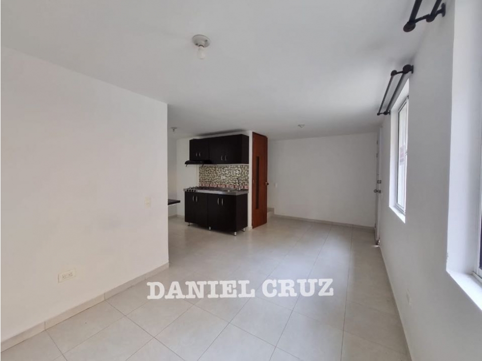 VENTA CASA B/ MONTELUNA