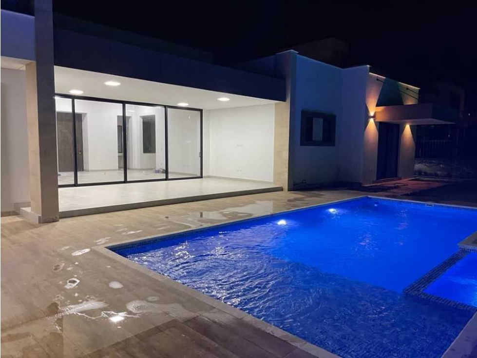 Venta casa campestre en condominio ciudad jardin