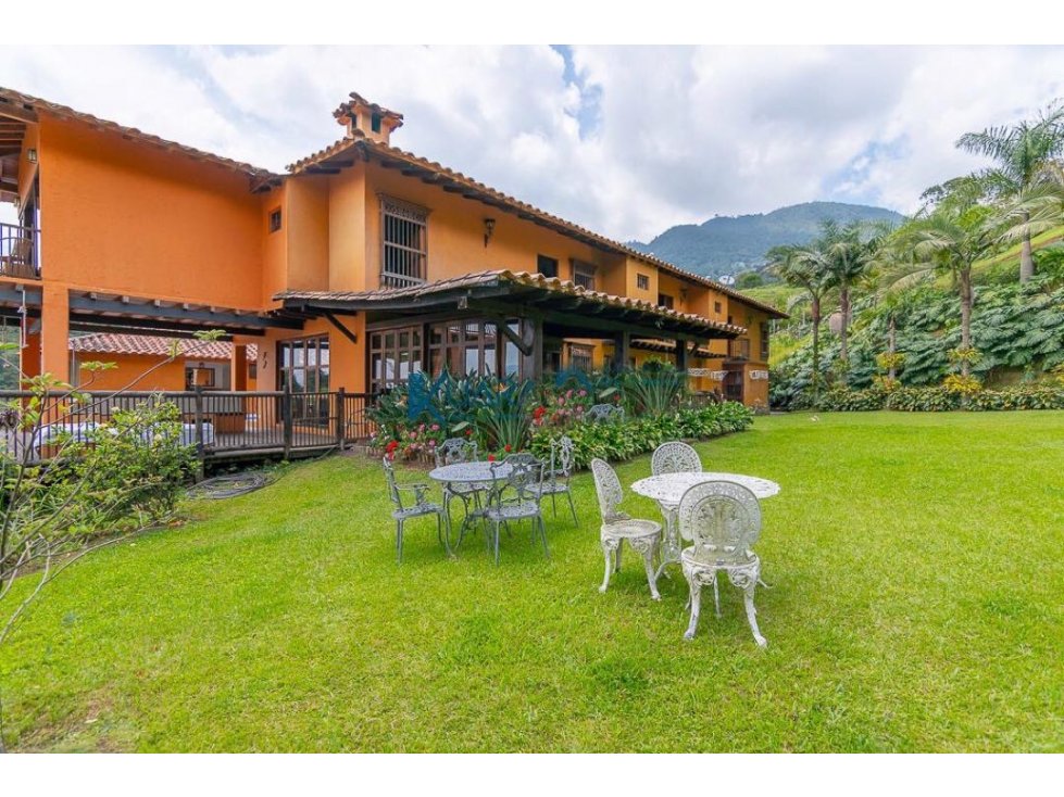 Venta Casa finca ubicada en La Loma del Escobero, Envigado