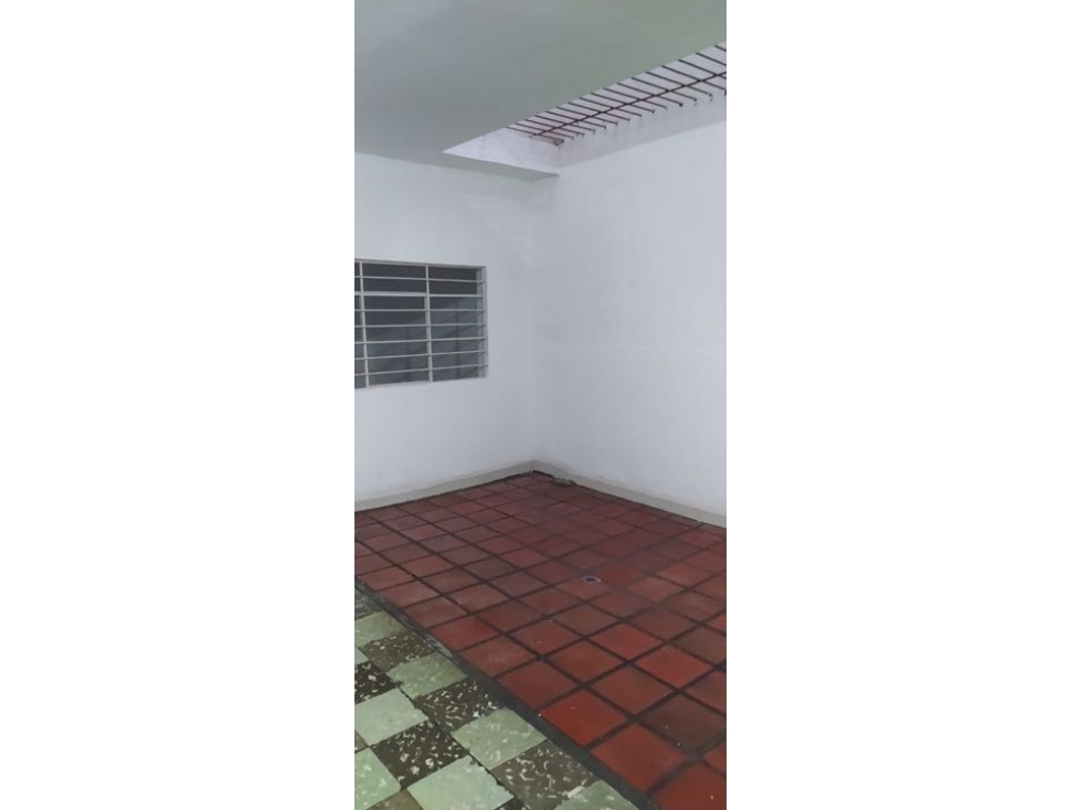 Venta casa propiedad horizontal santa elena Nororiente Cali (J)