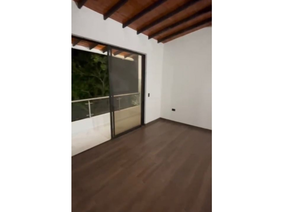 Venta casa unidad cerrada en Sabaneta