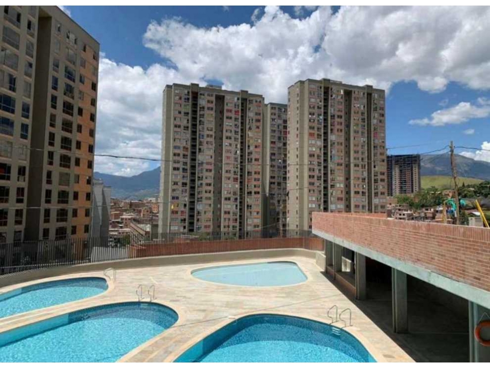 VENTA DE APARTAMENTO, ACABADOS ESPECTACULARES Y ALTA VALORIZACION