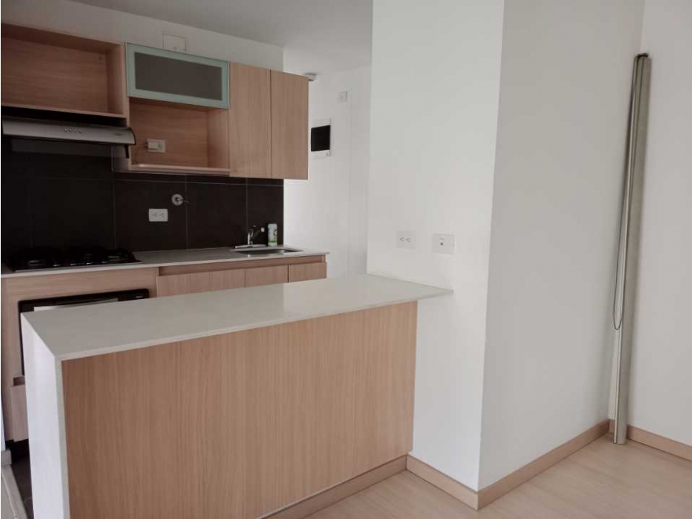 VENTA DE APARTAMENTO CON VISTA  A LA CIUDAD CUMBRES ENVIGADO