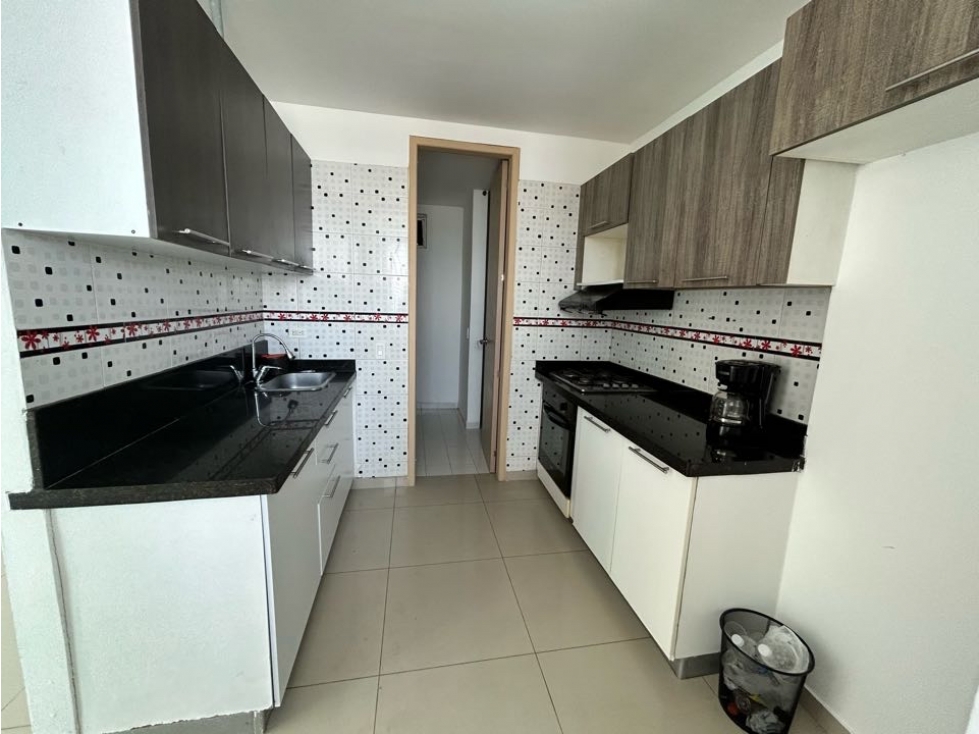 Venta de apartamento en crespo 114 m2. 3 alcobas, barrio crespo.