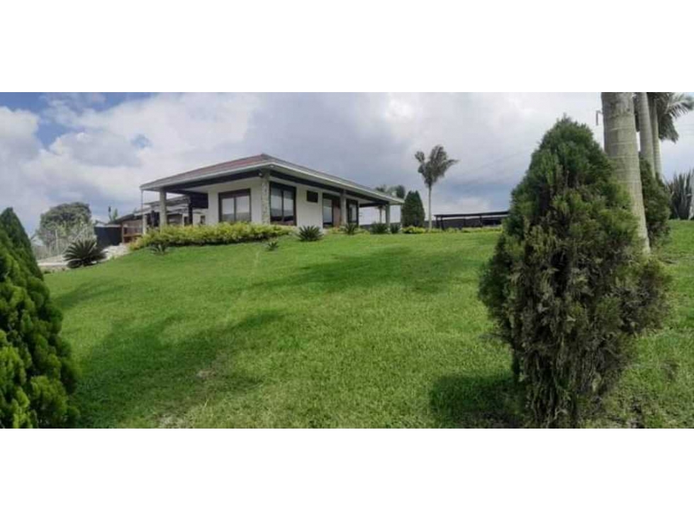 VENTA DE CASA CAMPESTRE NUEVO MUNDO - LA BELLA PEREIRA RISARALDA