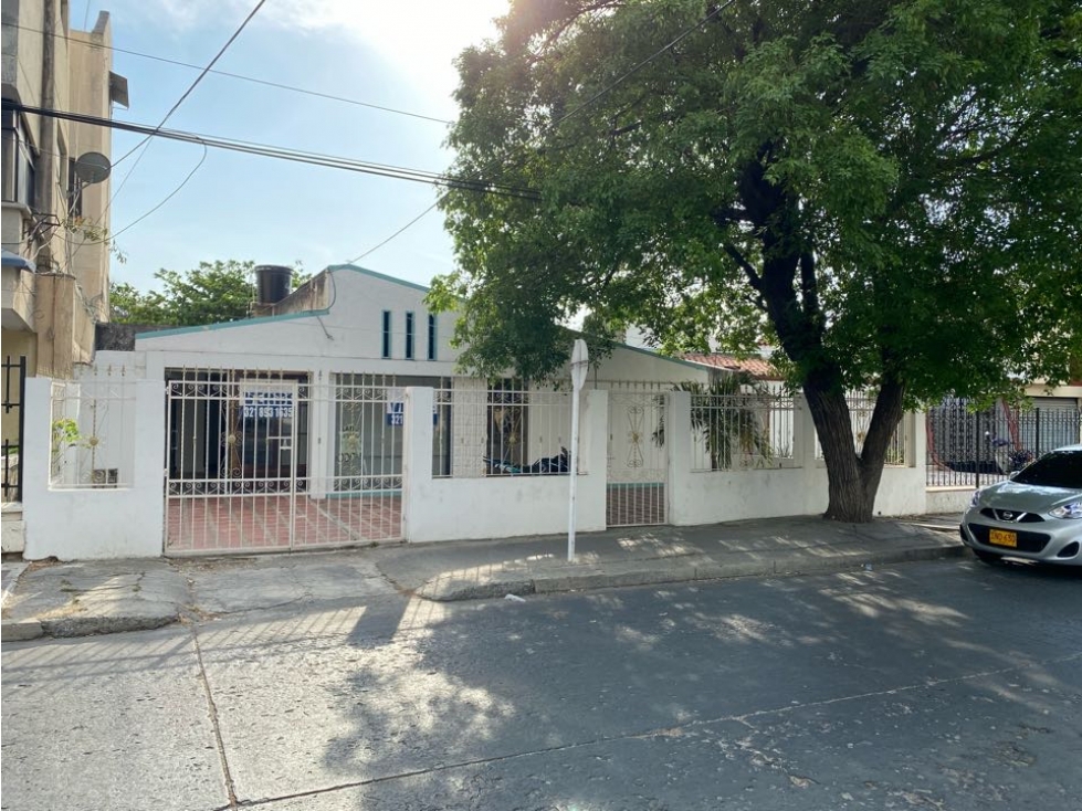 Venta o arriendo casa comercial sobre avenida principal Bavaria