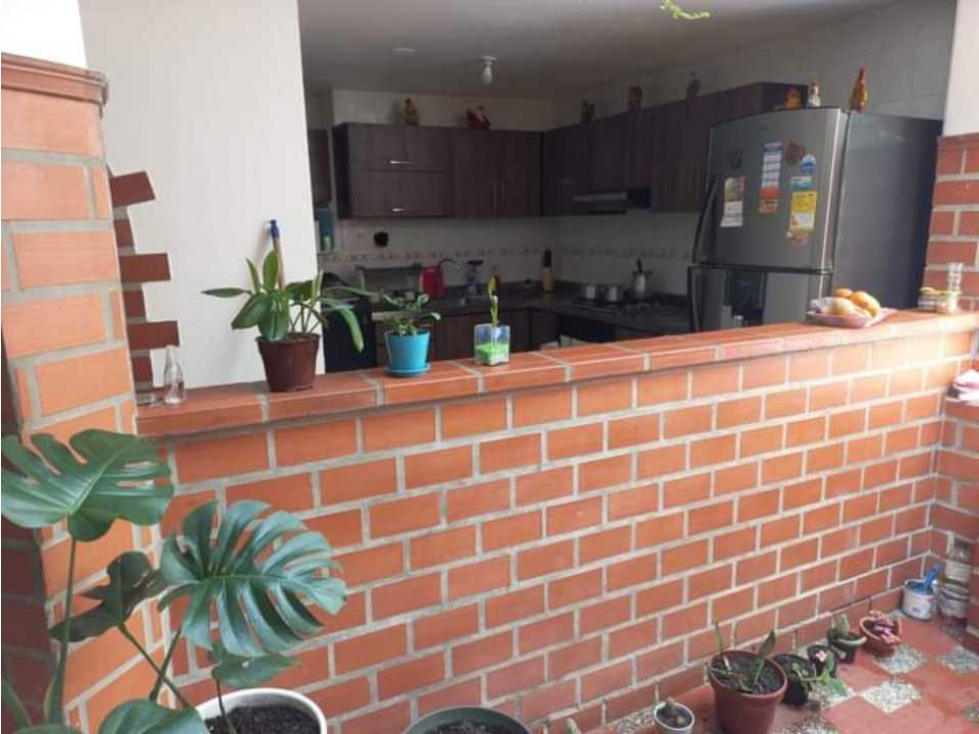 VENTA DE  DUPLEX EN CABAÑAS  CON COMODOS ESPACIOS  103 mt