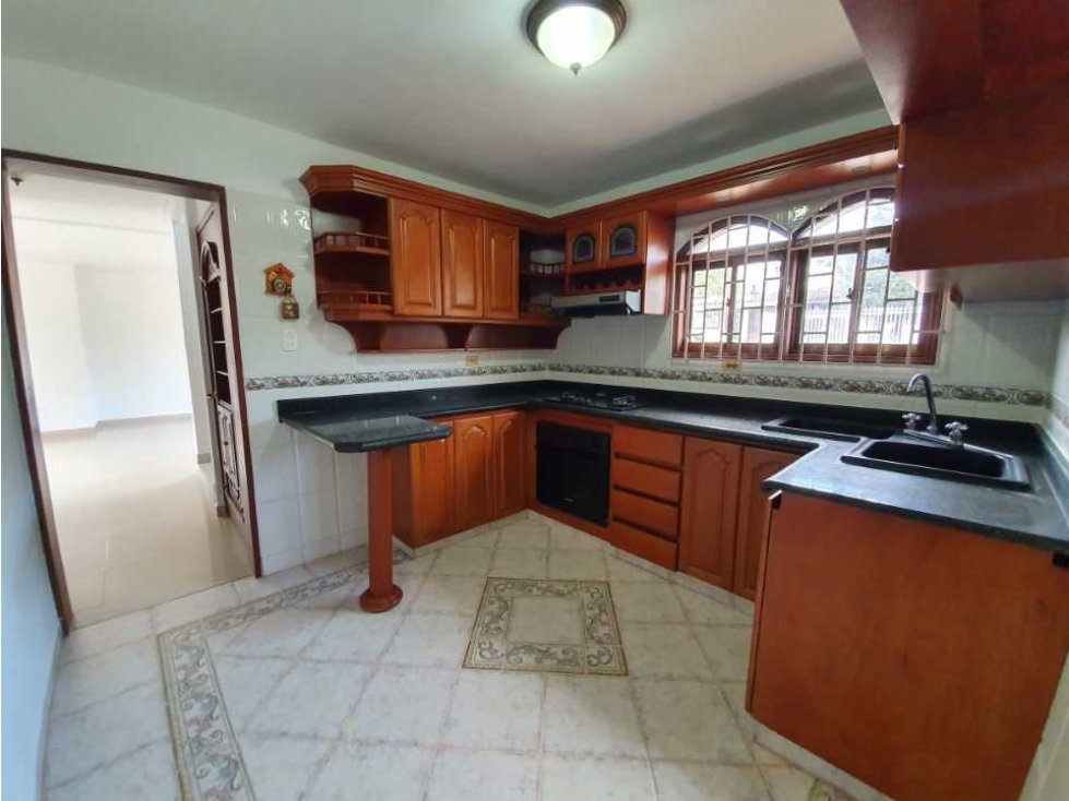 Venta de Casa en conjunto Cerrado Nogales